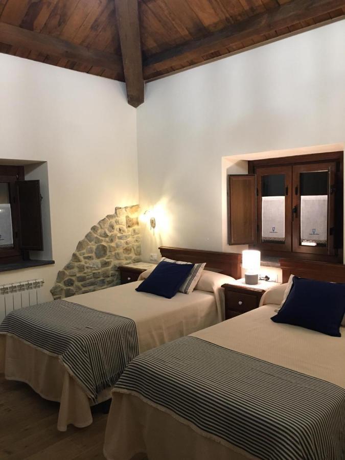 La Casa Vieja De Caneo - Apartamentos Rurales 3 Llaves Luarca Exteriör bild