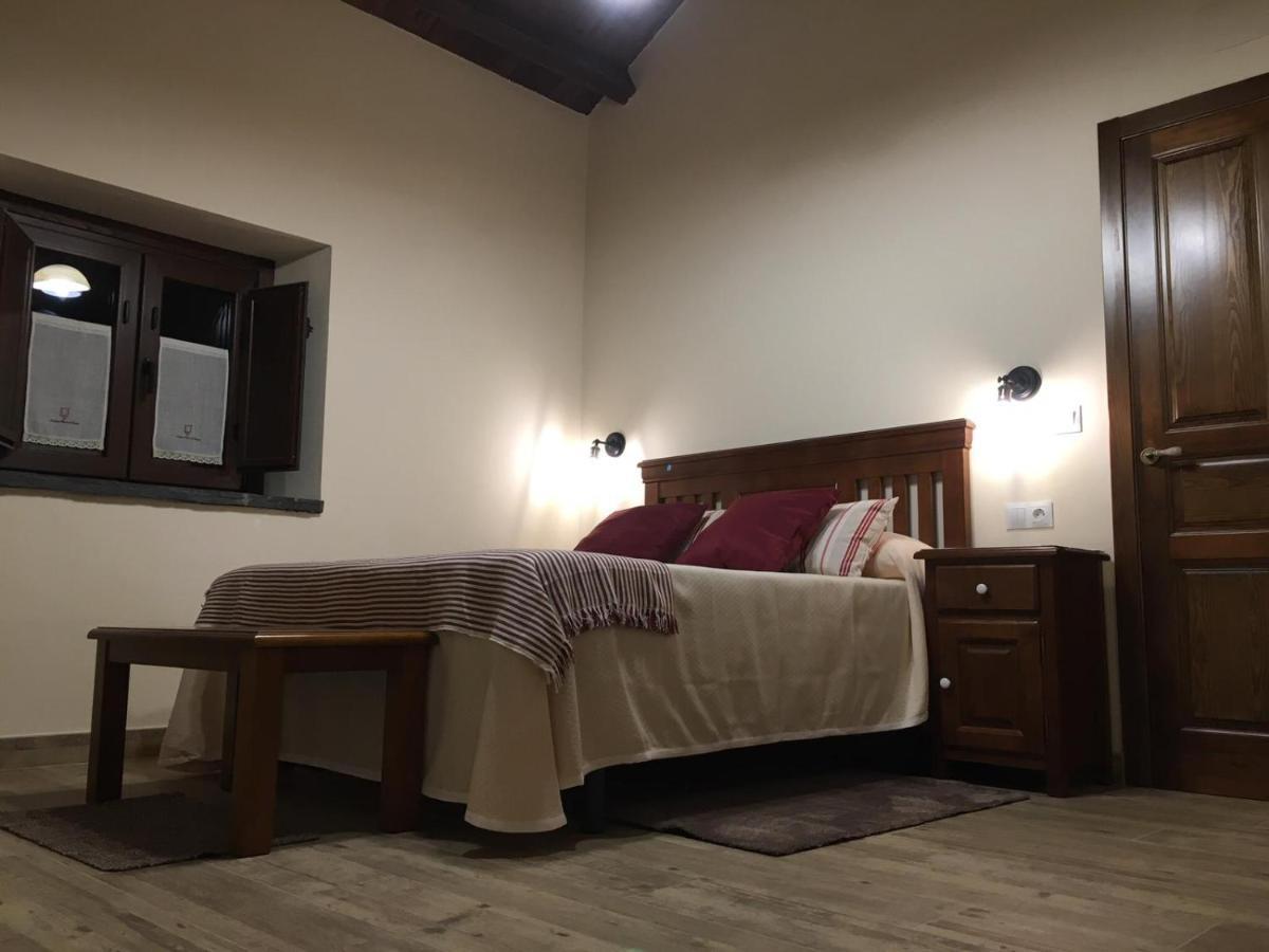 La Casa Vieja De Caneo - Apartamentos Rurales 3 Llaves Luarca Exteriör bild
